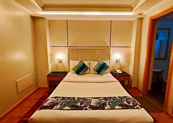 Royale Parc & Annapolis Cubao Hotel Manila