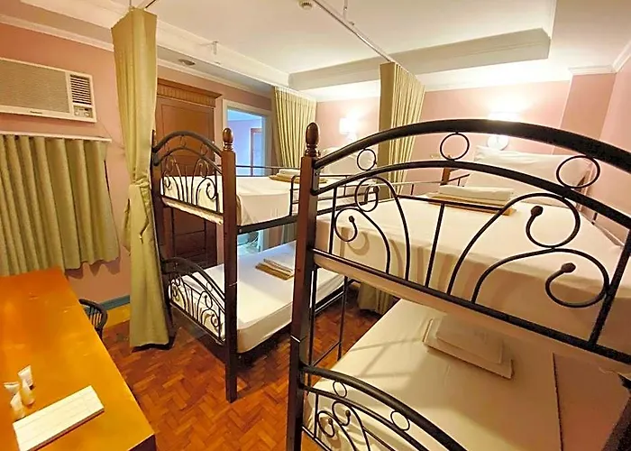 Hotel Royale Parc & Annapolis Cubao Manila